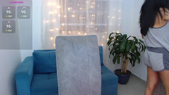 Snapshot of imSophia chatting on January 2026 01:37:02 PM imSophia online show from January 2026 01:37:02 PM