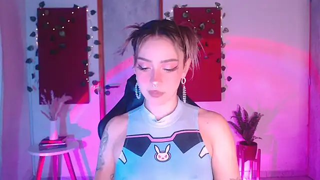 sakura beauty online show from October 2025 04:36:01 AM