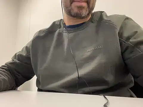  MrPrecum  online show from December 2024 11:00:01 PM