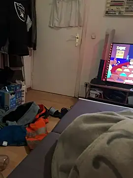 David19932908 online show from December 2024 08:23:01 PM