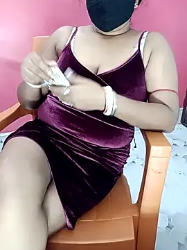 Snapshot of Bengali-boudi chatting on June 2026 05:59:02 PM Bengali-boudi online show from June 2026 05:59:02 PM