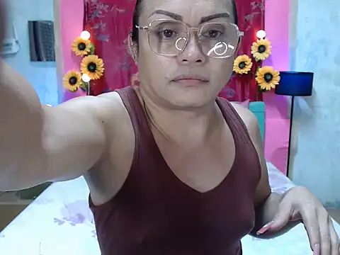UrAsianPrincessDanie online show from June 2026 07:08:02 PM