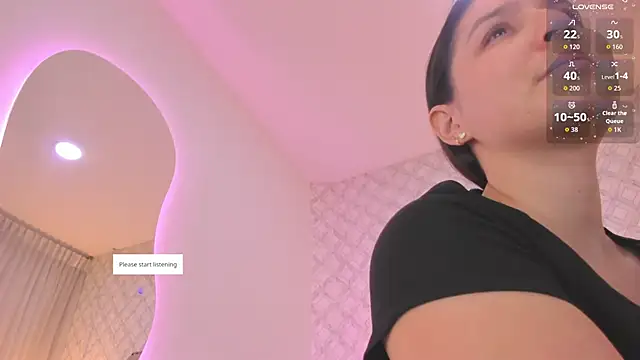 Pia Johnson  online show from February 2026 11:39:02 AM