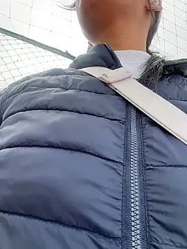 J loren online show from January 2026 09:17:01 PM