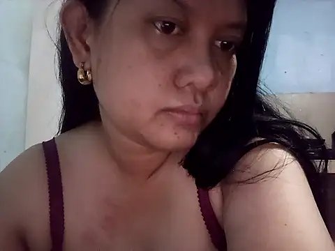 Honeybun25 online show from January 2026 03:38:01 PM