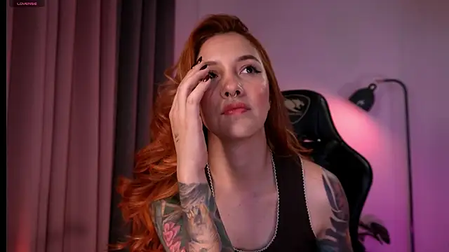 RedJasmine  online show from April 2026 09:38:01 PM