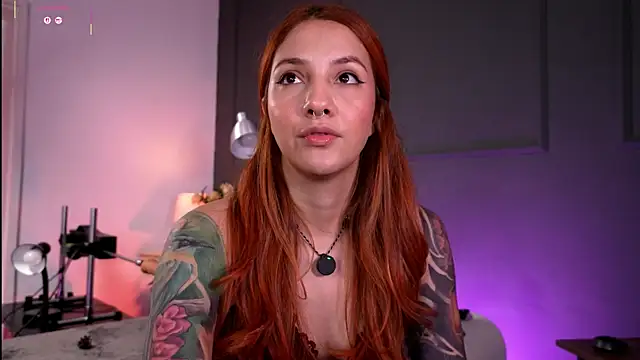 Snapshot of RedJasmine_ chatting on April 2026 10:26:02 PM RedJasmine online show from April 2026 10:26:02 PM