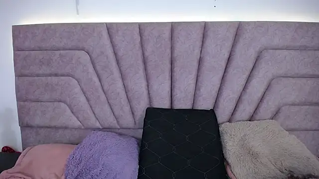 Jessica-Kraftt online show from March 2026 03:20:01 AM