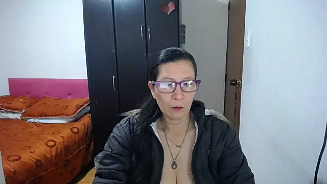 Snapshot of latin49 chatting on July 2026 05:09:02 AM latin49 online show from July 2026 05:09:02 AM