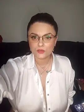 Snapshot of sweetychloelle chatting on March 2025 05:04:01 PM sweetychloelle online show from March 2025 05:04:01 PM