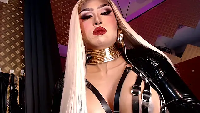 AntoniaSaints online show from October 2025 04:46:01 PM