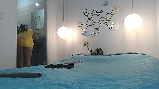 adriscute online show from March 2025 01:46:01 AM