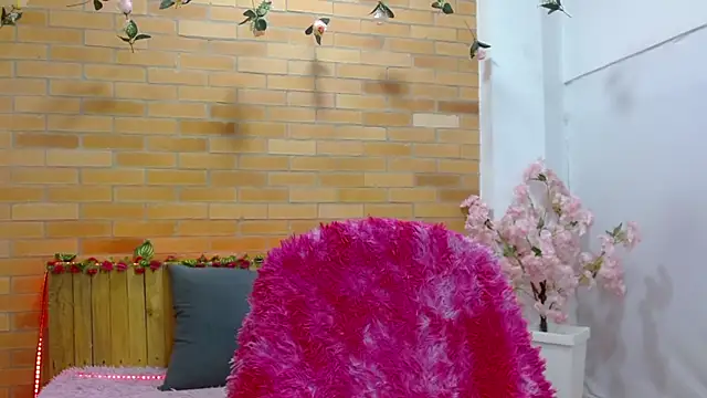 Snapshot of adriscute chatting on June 2026 02:38:01 AM adriscute online show from June 2026 02:38:01 AM