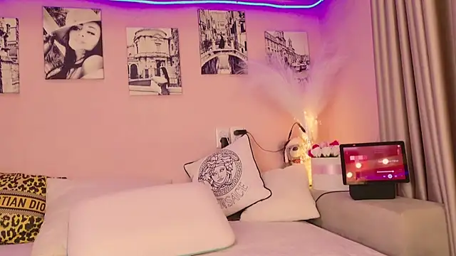 NaomiBlack35 online show from November 2025 07:35:01 PM