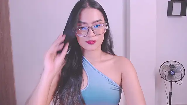 Snapshot of 1eve_rox chatting on November 2025 08:33:02 PM 1eve rox online show from November 2025 08:33:02 PM