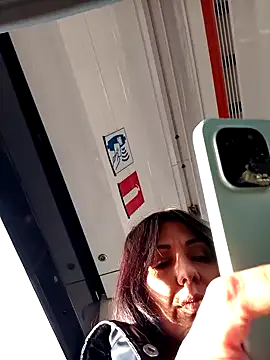 LeticiaWoods online show from December 2024 10:03:01 AM