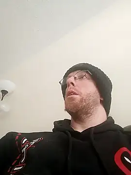 Snapshot of TaylorBlaze chatting on December 2024 02:33:01 PM TaylorBlaze online show from December 2024 02:33:01 PM