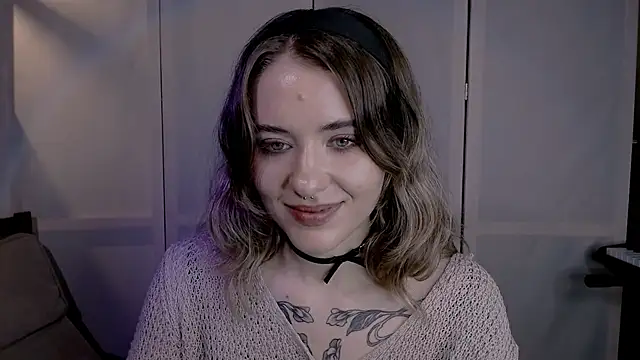 Snapshot of risha_laas chatting on December 2024 04:57:01 PM risha laas online show from December 2024 04:57:01 PM