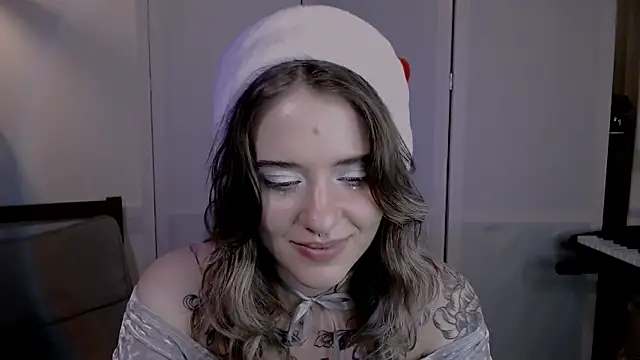 Snapshot of risha_laas chatting on December 2024 09:22:02 PM risha laas online show from December 2024 09:22:02 PM