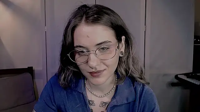 Snapshot of risha_laas chatting on January 2025 05:44:02 PM risha laas online show from January 2025 05:44:02 PM