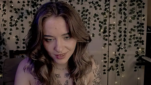 Snapshot of risha_laas chatting on February 2025 10:21:02 PM risha laas online show from February 2025 10:21:02 PM