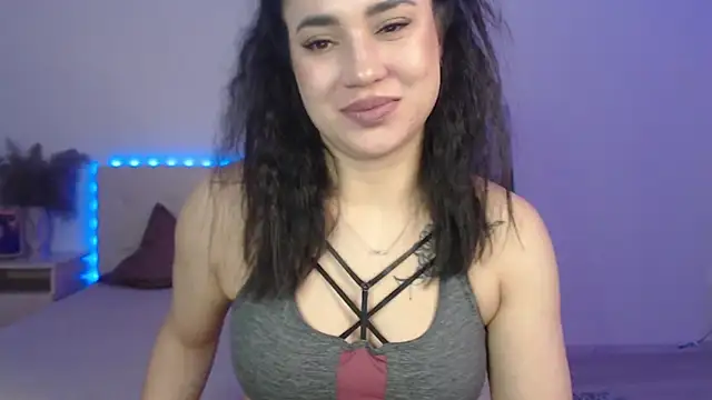 RoxannePure online show from February 2026 03:47:02 AM