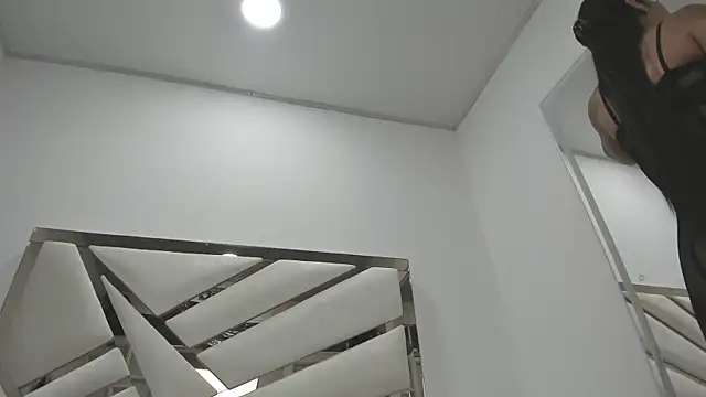 Naughty  Mom online show from March 2025 09:18:02 AM