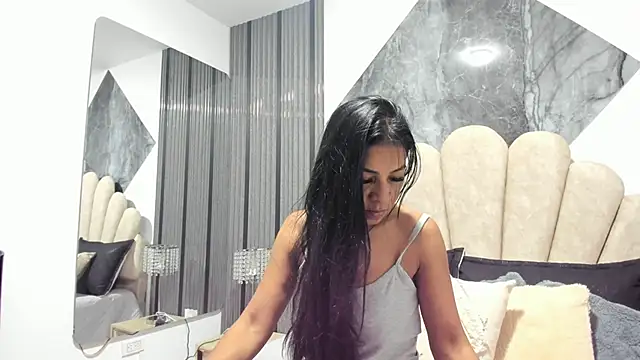 Naughty  Mom online show from February 2026 07:49:01 AM