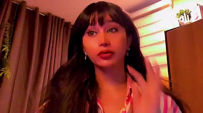 Snapshot of YOURCRISTINAS chatting on February 2025 03:52:02 PM YOURCRISTINAS online show from February 2025 03:52:02 PM