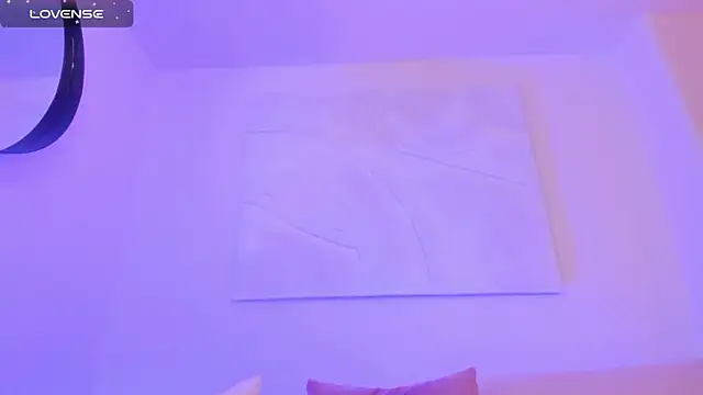 EveBensonX online show from March 2025 03:37:02 PM