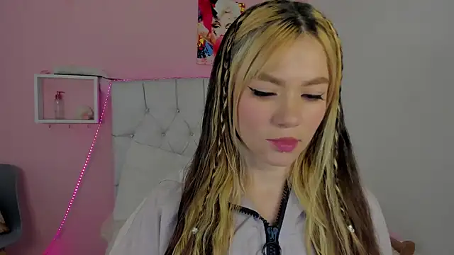 18candys online show from June 2026 10:36:02 PM