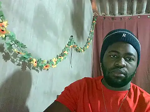 2ocmaxi online show from December 2025 07:32:01 PM