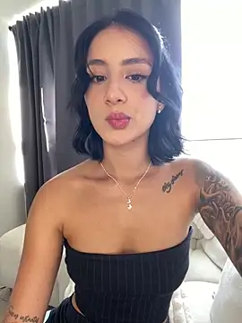 Snapshot of Ale_Lewis chatting on January 2025 09:07:01 PM Ale Lewis online show from January 2025 09:07:01 PM