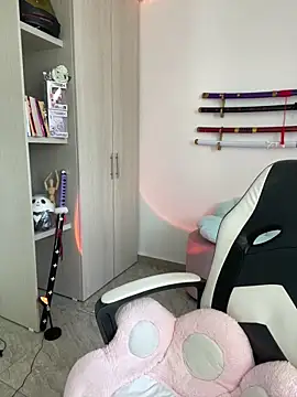 Snapshot of Ale_Lewis chatting on March 2025 02:44:02 PM Ale Lewis online show from March 2025 02:44:02 PM