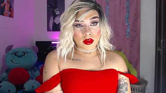 Snapshot of valentina_margareth_ts chatting on March 2025 04:01:01 AM valentina margareth ts online show from March 2025 04:01:01 AM