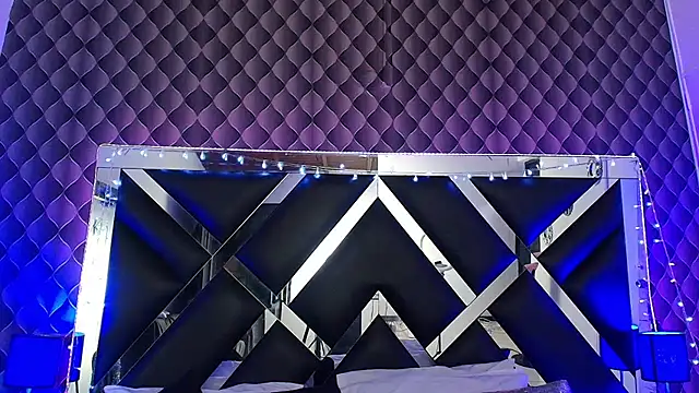 victoriaa lee  online show from January 2026 07:11:01 PM