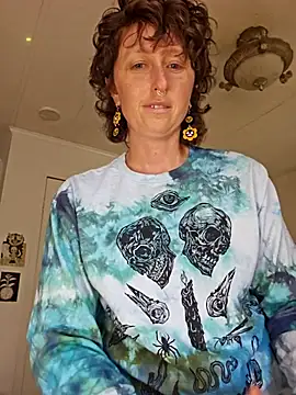 mossy kiss online show from October 2025 05:24:02 PM