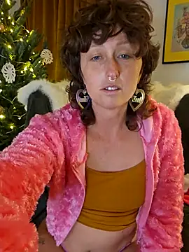 mossy kiss online show from December 2025 04:35:02 PM