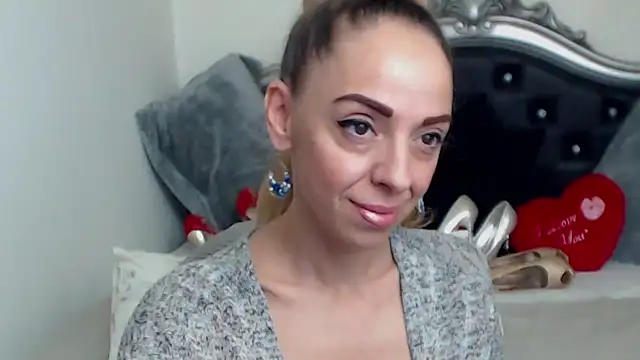 AylyneRichards online show from September 2025 05:41:01 AM