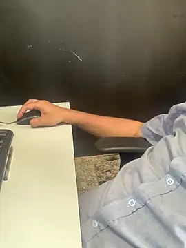 Snapshot of trimineiro_ chatting on September 2025 02:41:02 PM trimineiro online show from September 2025 02:41:02 PM