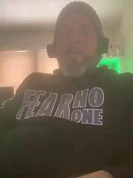 Snapshot of Cristian-Brayan chatting on January 2025 06:17:01 PM Cristian-Brayan online show from January 2025 06:17:01 PM