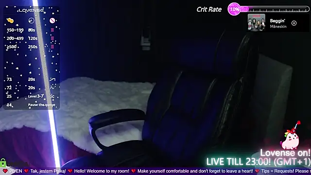 strawberry muffin online show from February 2025 05:56:02 PM