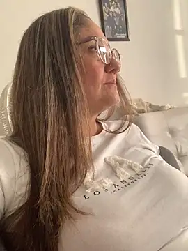 gabiTetas online show from December 2024 08:15:01 PM