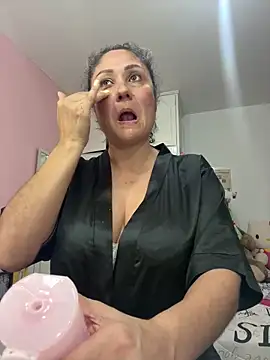 gabiTetas online show from September 2025 08:02:01 PM