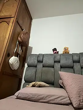 gabiTetas online show from March 2026 09:11:01 PM