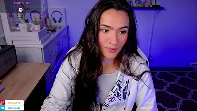 ImLui lu online show from December 2025 08:47:01 PM