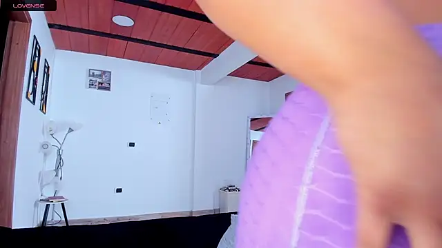 Snapshot of iriss_25 chatting on September 2025 11:36:02 AM iriss 25 online show from September 2025 11:36:02 AM