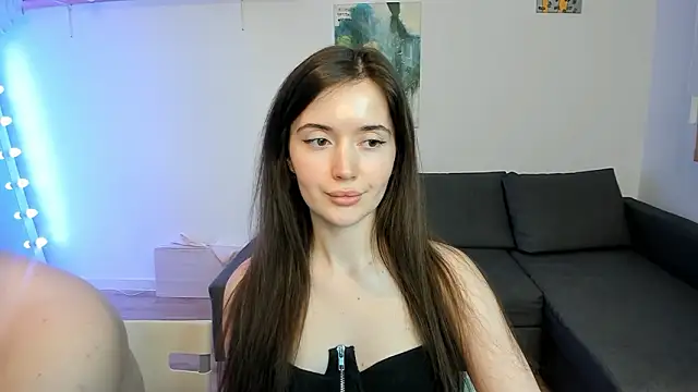 PollyFlame online show from March 2026 09:32:02 PM