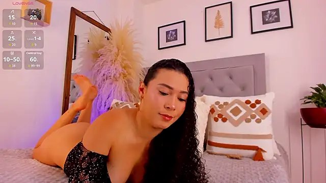 Snapshot of susan_cute198 chatting on July 2026 04:00:02 PM susan cute198 online show from July 2026 04:00:02 PM