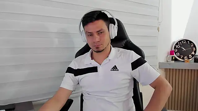 Rick Diesel  online show from October 2025 03:51:02 AM